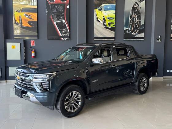 CHEVROLET S10 2.8 16V TURBO DIESEL HIGH COUNTRY CD 4X4 AUTOMÁTICO